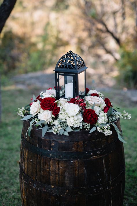 Burgundy Black And White Wedding, Burgundy Decorations, Lantern Toppers, Navy Wedding Decorations, Dollar Tree Wedding Centerpieces, Inexpensive Wedding Centerpieces, Burgundy Wedding Centerpieces, Burgundy Wedding Theme, Navy And Burgundy Wedding