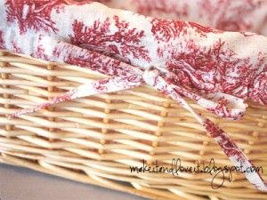 Dad's day basket liner tutorials-weallsew Sew Basket, Fabric Basket Liners, Liner Tutorial, Basket Liners, Fabric Basket, College Tips, Diy Basket, Neat Ideas, Fabric Baskets