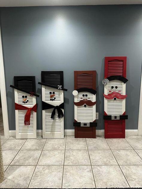 CCC (Crafty Creators Community) | I have been making these from old exterior house shutters | Facebook Exterior House Shutters, Christmas Shutters, Shutter Decor, House Shutters, Old Shutters, Christmas Front Porch, Christmas Porch Decor, Christmas Decorations Diy Outdoor, Christmas Shows