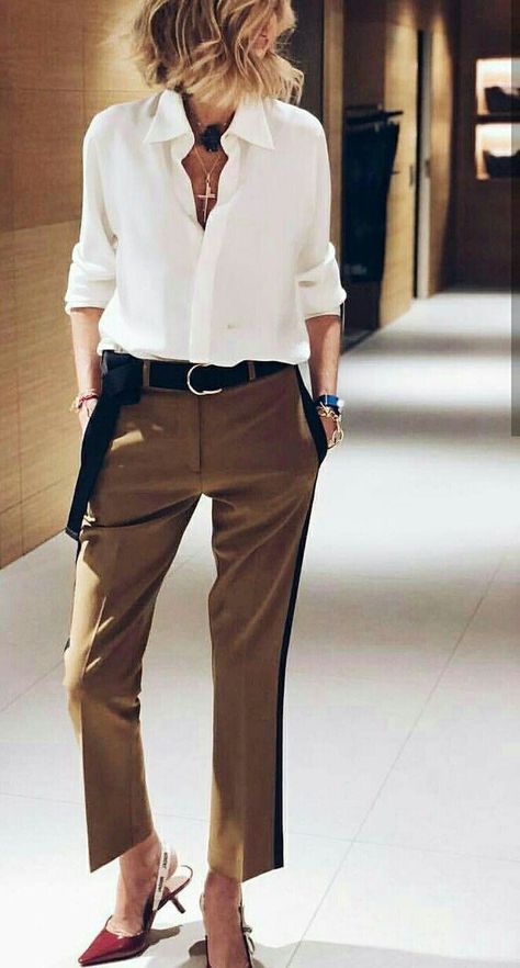 Crisp white button-down shirt, khaki pants, Dior slingbacks Outfits Woman, Summer Work Outfits, Brown Pants, Business Outfit, Casual Work Outfits, Woman Standing, 가을 패션, Fashion Over 50, Fashion Mode