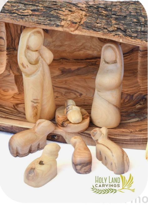 Wood Craft Pattern, Wood Nativity, Nativity Stable, Santa Carving, Nativity Scenes, Wood Branch, Wood Carving Designs, Chainsaw Carving, Carving Patterns