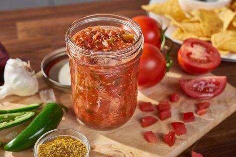 Ball Zesty Salsa Recipe, Serrano Salsa Recipe, Serrano Pepper Recipes, Canning Hot Peppers, Types Of Chili Peppers, Canned Salsa Recipes, Salsa Canning Recipes, Game Day Recipes, Ball Canning