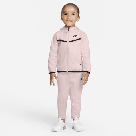 The Nike Sportswear Tech Fleece Set is made with soft, lightweight fleece fabric to help keep little ones warm when temperatures drop. Tech Fleece Outfit, Hoodie And Pants Set, Fleece Outfit, Tech Fleece Hoodie, Nike Sportswear Tech Fleece, Kids Sportswear, Hoodie And Pants, Baby Nike