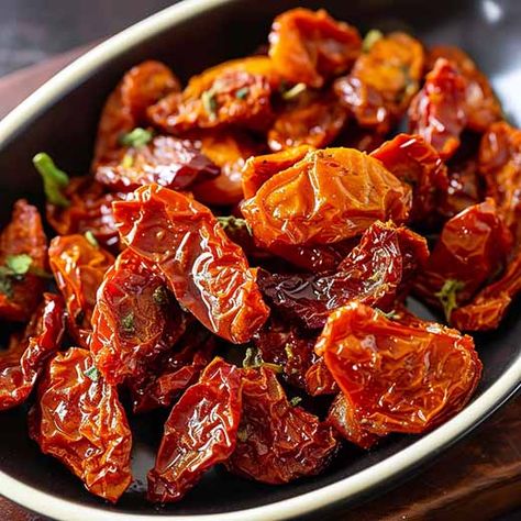 Sun Dried Tomato Recipes In Air Fryer, Air Fryer Sun Dried Tomatoes, Sundried Tomato Recipes, Sun Dried Tomatoes, Roma Tomatoes, Grape Tomatoes, Tomato Recipes, Quick Snacks, Dried Tomatoes