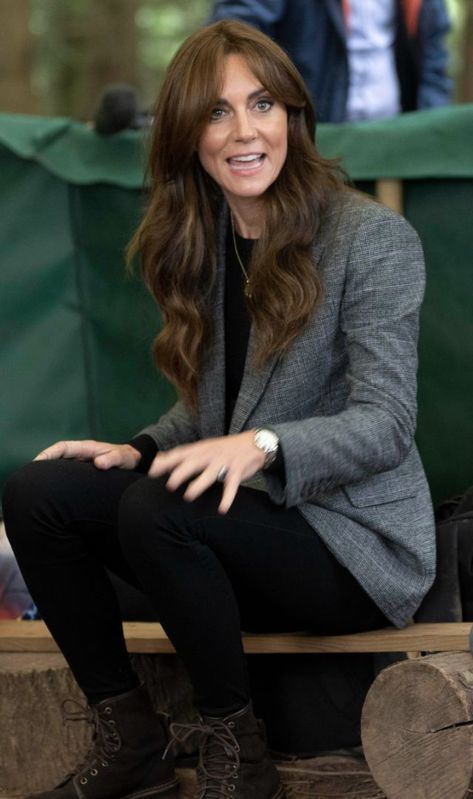 Katherine Middleton, Sleek Straight Hair, Awesome Kate, Kate Middleton Hair, Kate Middleton Pictures, Queen Kate, 2023 Hair, Kate And Meghan, Princess Catherine