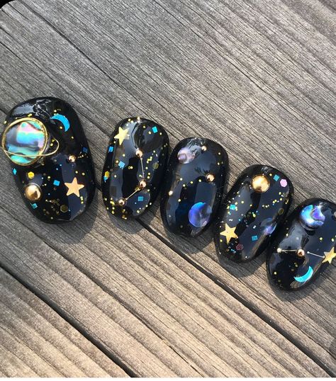 Galaxy Nail Art, Witchy Nails, Korean Nail Art, Space Nails, Korean Nails, Galaxy Nails, Pretty Gel Nails, Japanese Nails, Kawaii Nails