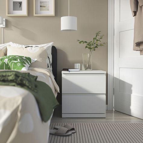 Bed Side Table Aesthetic, White Side Table Bedroom, Ikea Bedside Cabinets, White Nightstand Bedroom, Pax Doors, Bedside Table Ikea, Bedside Table White, Ikea Nightstand, Create Storage