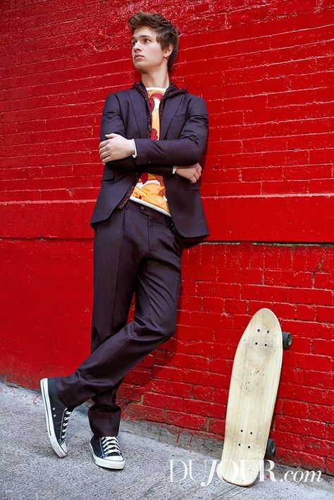 Ansel Elgort Skateboards in Style for DuJour Shoot – The Fashionisto Suit With Converse, Ansel Elgort, Baby Driver, Street Fashion Men Streetwear, Allegiant, Outfits With Converse, The New Wave, Suits And Jackets, Outdoor Jacket