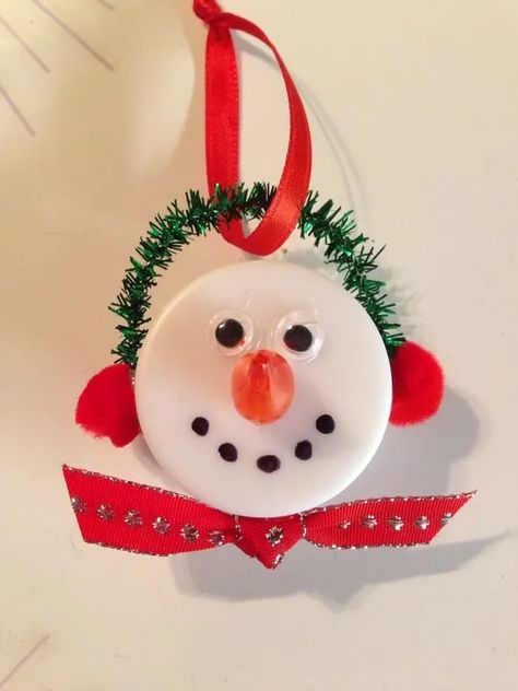 80+ Easy DIY Christmas Ornaments for Kids to Make - HubPages Tealight Ornaments, Easy Homemade Ornaments, Diy Christmas Ornaments For Kids, Candle Cakes, Ornaments For Kids To Make, Snowmen Ideas, Easy Diy Christmas Ornaments, Christmas Ornaments Diy Kids, Tea Light Snowman