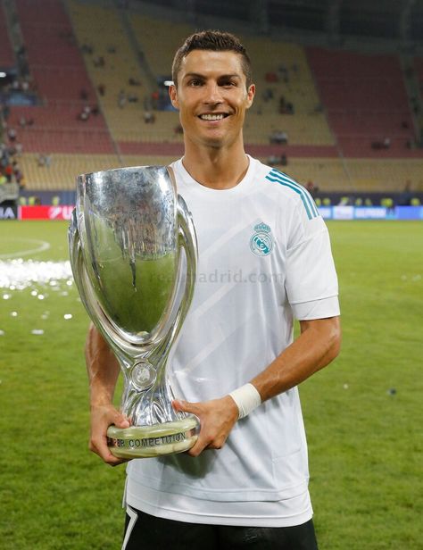 Cristiano Ronaldo UEFA super cup Cr 7, Portugal National Team, Ronaldo Pictures, Cristiano Ronaldo Junior, Uefa Super Cup, Ronaldo Junior, Ronaldo Cristiano, Ronaldo Real Madrid, Spanish Club