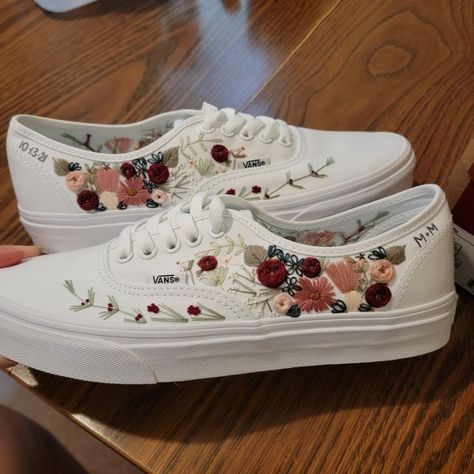 Embroidery Wedding Shoes, Hand Embroidery Shoes, Embroidery On Shoes, Embroidered Shoes Diy, Gucci Men Shoes Sneakers, Embroider Shoes, Embroidered Wedding Shoes, Diy Wedding Shoes, Wedding Vans