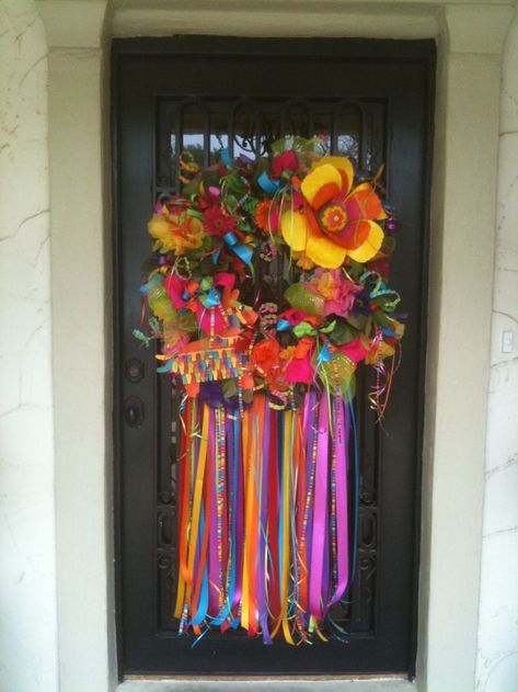 Colorful Fiesta San Antonio Wreath. I love this over the top burst of vivid color! Fiesta Wreath, Fiesta Theme Party, Mexican Party Theme, Fiesta Decorations, Boda Mexicana, 5 De Mayo, Festive Wreath, Green Wreath, Mexican Party