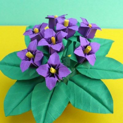 Origami Violets | Tektonten Papercraft Origami Violet, Origami Bouquets, Tissue Paper Roses, Origami Bouquet, Origami Lily, Origami Ornaments, Origami And Quilling, Ideas For Wedding Decorations, Paper Flower Art