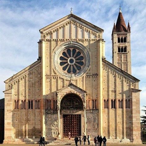 Markus Brunetti, Architecture Romanesque, Architecture Photography Buildings, Architecture Artists, Romanesque Art, Perspective Drawing Architecture, Romanesque Architecture, Revival Architecture, Architectural Sculpture