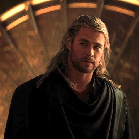 Chris Hemsworth Gif, Loki Gif, Marvel Gif, Chris Hemsworth Thor, Marvel Thor, Liam Hemsworth, Avengers Memes, Loki Thor, Marvel 3