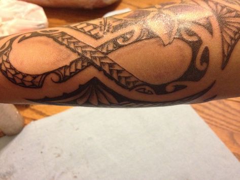 Polynesian Infinity Tattoo Popular Tattoo Designs, Marriage Tattoos, Him And Her Tattoos, Couples Tattoo, Infinity Tattoo Designs, Mythological Creature, Filipino Tattoos, Cute Tats, Maori Tattoo Designs