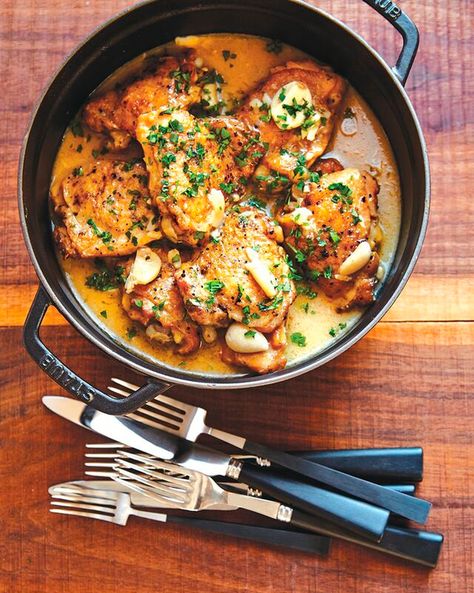 Recipe courtesy Emeril Lagasse, adapted from Essential Emeril: Favorite Recipes… Champagne Chicken, Emeril Lagasse Recipes, Italian Pasta Recipes, Garlic Recipes, Low Sodium Chicken Broth, Garlic Chicken, Chicken Dinner, Chicken Dishes, Food Styling