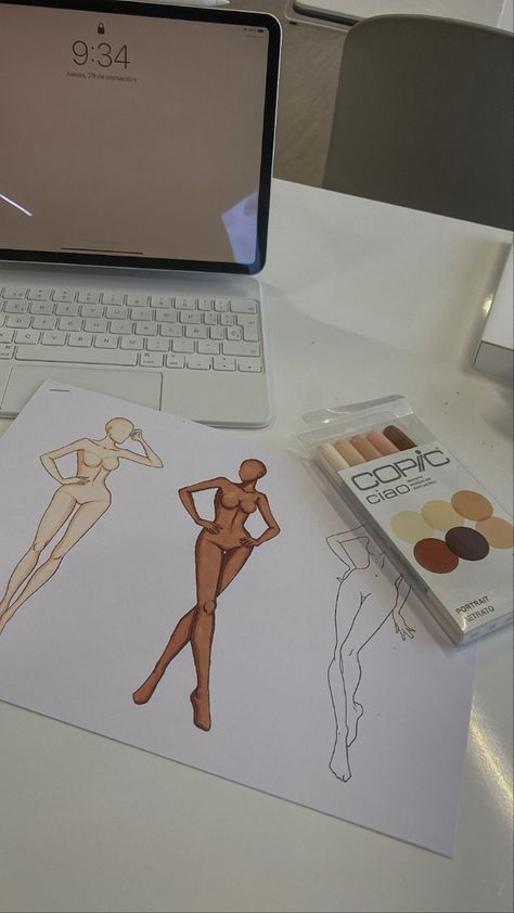 Fashion design How To Draw Fashion Figures, Fashion Design Student, Fashion Sketchbook Inspiration, Fashion Croquis, Fashion Illustration Poses, Fashion Dream Job, Fashion Illustration Tutorial, Fashion Illustration Collage, Business Branding Inspiration