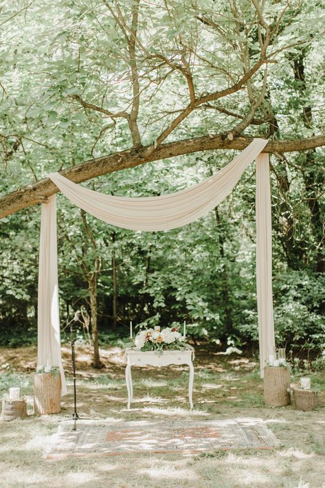 Draped Tree Wedding, Drapes In Trees Wedding, Fabric In Trees For Wedding, Rug For Outdoor Wedding, Fabric Tree Wedding, Tree Wedding Ceremony Decoration, Tree Decoration For Wedding, Fabric On Trees Wedding, Altar Ideas Wedding Outdoor Ceremony