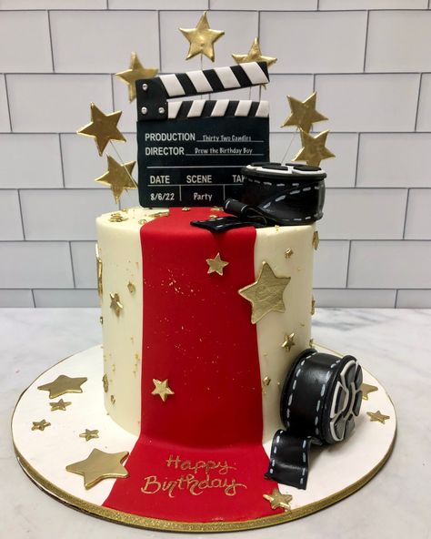 Hollywood Birthday Cake Ideas, Oscar Themed Birthday Party, Hollywood Themed Birthday Cake, Hollywood Sweet 16 Cake, Birthday Cake Movie Theme, Hollywood Theme Party Cake, Old Hollywood Cake Ideas, Cinema Birthday Cake, Bollywood Cake Ideas