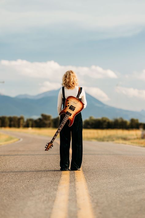 Senior Picture Ideas For Music Lovers, Musician Senior Photos, Guitar Portrait Photography, Iconic Music Photos, Guitar Shop Photoshoot, Senior Picture With Instrument, Senior Picture Ideas Musician, Musician Branding Photoshoot, Senior Photo With Guitar