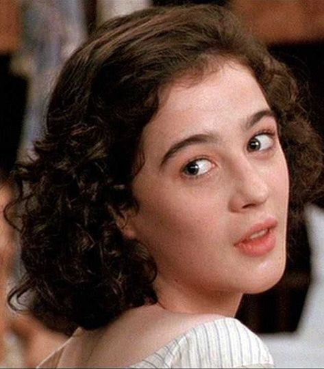 Moira Kelly Moira Kelly 90s, Moira Kelly, 100 Faces, Hallmark Movies, Celebrity Beauty, Twin Peaks, Stevie Nicks, Grimm, The Duff