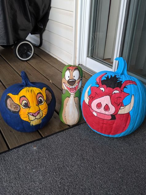 Lion King Pumpkin Painting, Lion King Pumpkin, Creative Pumpkin Painting, Deco Halloween, Contest Ideas, King Painting, Halloween Outside, Disney Pumpkin, Pumpkin Designs