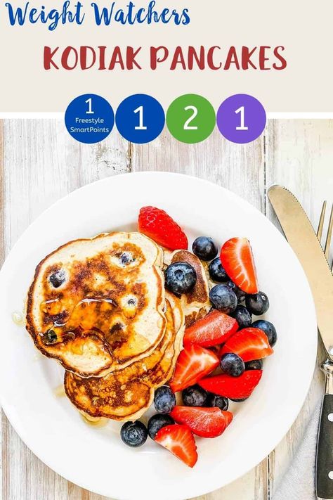 These fluffy and light Weight Watchers pancakes are just 1 SmartPoint per pancake (2 Smartpoints if you follow the Green plan). Serve with a drizzle of low point syrup for a filling tasty low point Weight Watchers breakfast. #weightwatchers #weightwatchersrecipeswithpoints #smartpoints #weightwatchersgreenplan #weightwatchersblueplan #weightwatcherspurpleplan #wwrecipes #lowpointrecipes #myww #mywwrecipes #freestyle #weightwatchersrecipes #ww Ww Pancakes, Kodiak Recipes, Weight Watchers Pancakes, Low Points Weight Watchers, Kodiak Pancakes, Weight Watchers Recipe, Ww Breakfast, Weight Watchers Plan, Ww Meals