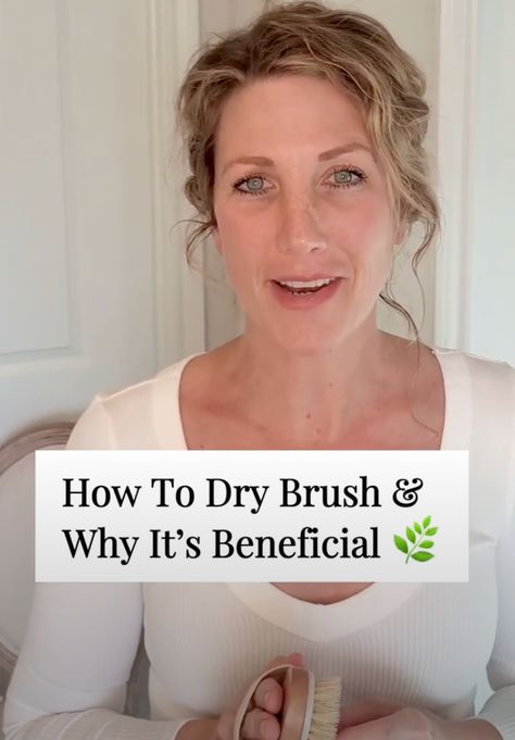 How To Dry Brush & Why It's Beneficial 🌿 #drybrushing #drybrush How To Dry Brush, Lymph Fluid, Toxic Skincare, Dry Brush, Lymph Nodes, Remove Toxins, Dry Brushing, Reduce Inflammation, Brushing