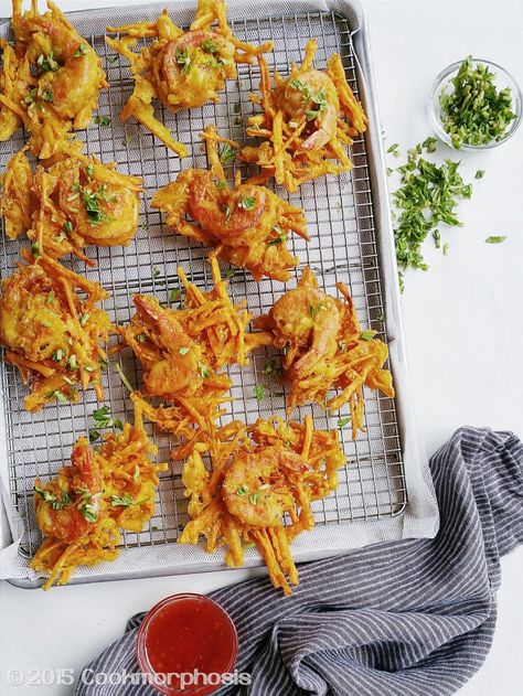 Shrimp fritters Potato Shrimp, Asian Cuisine Recipes, Prawn Fritters, Super Bowl Food Easy, Shrimp Fritters, Sweet Potato Fritters, Potato Fritters, Crispy Sweet Potato, Crispy Shrimp