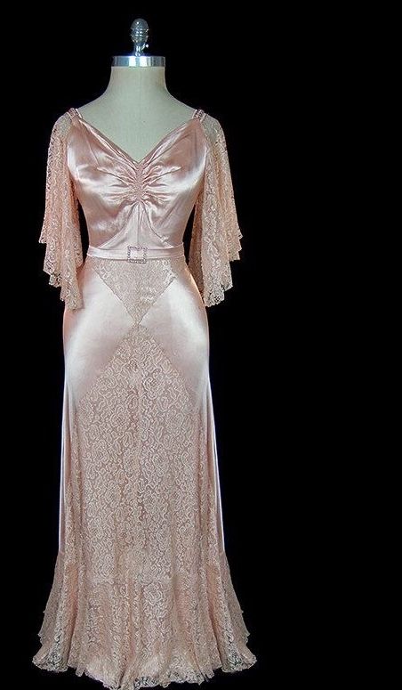 30s Dresses, 1930's Dresses, Vintage Fashion 1930s, Pink And Blue Dress, Vintage Hollywood Glamour, Rockabilly Outfits, 30s Fashion, Old Dresses, 1930s Fashion