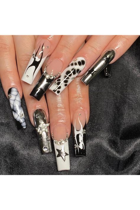 BABALAL Long Square Press on Nails Fake Nails Black Sliver Chrome Glue ons Nails Y2k Metallic Star Charm Crocodile Design Acrylic Nail 24Pcs Squoval Goth False Nails Full Cover Nail Tips, Square French, Valentine Nails, Coffin Press On Nails, Y2k Nails, Nails Set, New Nail Art, Nail Length, Diamond Nails