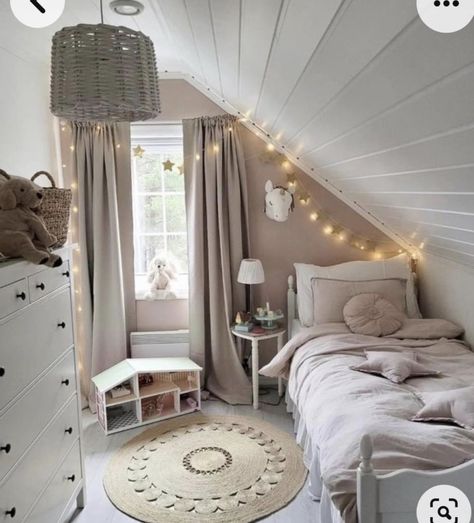 Ikea Besta Hacks, Besta Hacks, Attic Bedroom Designs, Teenage Room, Attic Bedrooms, Ikea Besta, Loft Room, Attic Bedroom, Attic Rooms