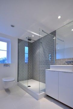 Makeover Kamar Mandi, Grey And White Bathroom, Gray And White Bathroom, Ensuite Shower Room, Loft Bathroom, White Bathroom Designs, Bathroom Suite, Trendy Bathroom, Contemporary Bathrooms