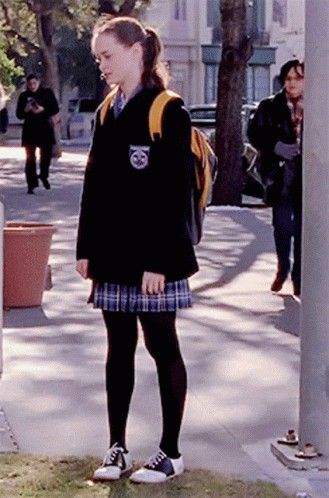 Rory Uniform, Rory Chilton Uniform, Rory Gilmore School Uniform, Rory Gilmore Chilton Uniform, Chilton Uniform, Rory Gilmore School, Rory Gilmore Chilton, Brittany Core, 90s School