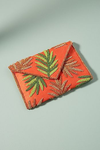 Beachbound Clutch Embroidered Leaves, Embroidery Bags, Beautiful Handbags, Sewing Embroidery Designs, Beaded Clutch, Embroidered Bag, Bag Patterns To Sew, Fabric Bags, Beaded Bags