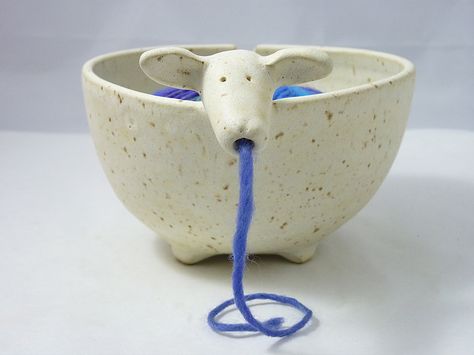 yarn bowl idea... sheep ears down- painted black... bowl large enough to hold skein-  ivory with black specs.. Ceramic Wheel, Knitting Bowl, Ceramic Yarn Bowl, Crochet Bowl, Ceramics Projects, Yarn Bowl, Ceramics Ideas Pottery, Potters Wheel, Vintage Marketplace