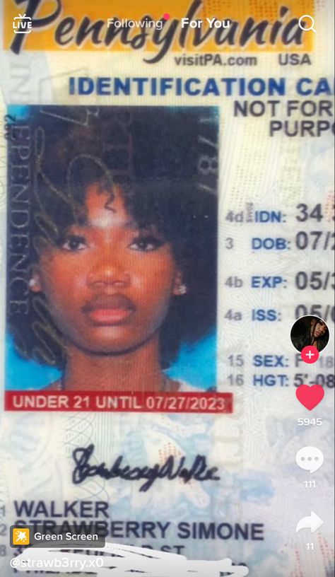 Pretty Id Card Picture, Big Lips Natural, Ssn Card, Women Drivers, Passport Pictures, Passport Online, Passport Photo, Insurance Broker, Id Photo