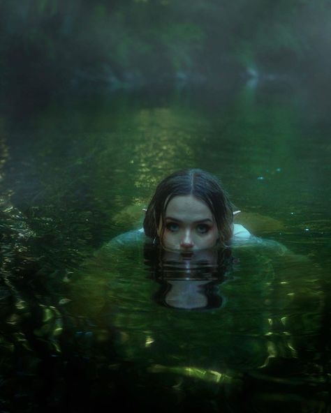 Water Nymphs Aesthetic, Night Water Photoshoot, Water Nymph Photoshoot, Swamp Photoshoot, Sirens Photoshoot, Woman In River, Swamp Siren, Water Nymph Aesthetic, Siren Photography