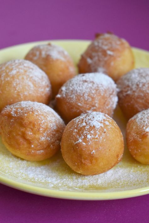 Hungarian Cottage Cheese Donuts Recipe | Culinary Hungary Dry Cottage Cheese, Milk Pudding Recipe, Hungarian Dishes, Cheese Desserts, Farmer’s Cheese, Hungarian Desserts, Sweet Bakes, Hungarian Food, Hungarian Cuisine