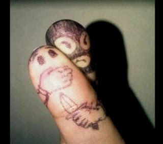 Moving-on-quotes How To Make Your Fingers Longer, Hand Puppet Tattoo, Harder Tattoo, Tattoo Money, Funny Tattoo, Finger Art, Hee Hee, I'm Bored, Funny Tattoos