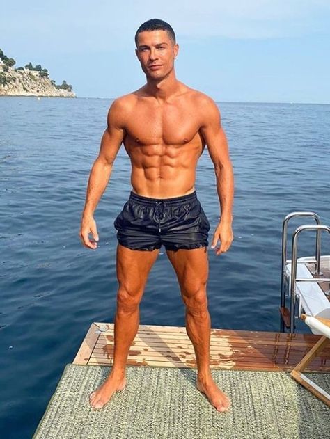 Ronaldo Shirtless, Cristiano Ronaldo Shirtless, Cristiano R, Cristiano Ronaldo Body, Ronaldo Pictures, Ronaldo Cristiano, Cr7 Ronaldo, Cristiano Ronaldo 7, Cristiano Ronaldo Cr7