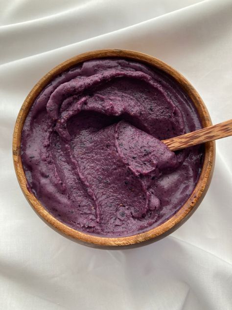 Purple Smoothie Aesthetic, Purple Smoothie, Purple Food, Acai Bowls, Cute Snacks, Healthy Lifestyle Food, Coffee Aesthetic, Food Pics, Smoothie Bowls