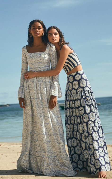 Colombian Women, Linen Crop Top, Linen Maxi Dress, Looks Chic, Striped Linen, Moda Operandi, Fashion Collection, Summer Style, Chic Style