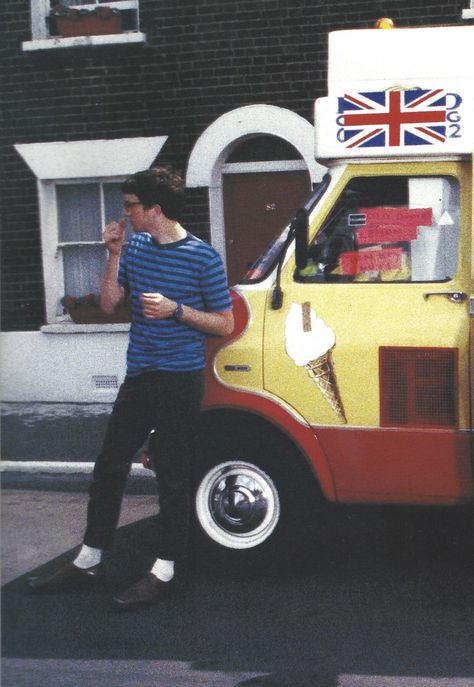 Britpop Fashion, Blur Parklife, Blur Band, Guitar Guy, Graham Coxon, Damon Albarn, The Strokes, You're My Favorite, King Of My Heart