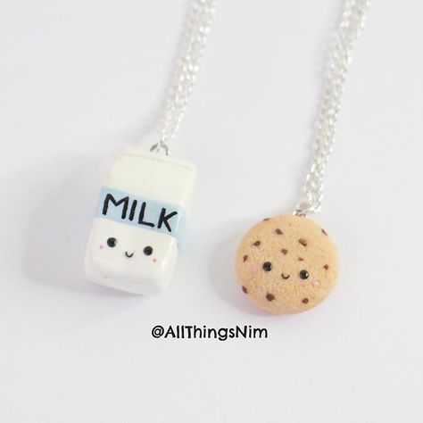 Neckless Ideas, Nim C, Fimo Kawaii, Kawaii Clay, Plush Design, Polymer Clay Kawaii, Fimo Polymer Clay, Bff Necklaces, Best Friend Necklaces