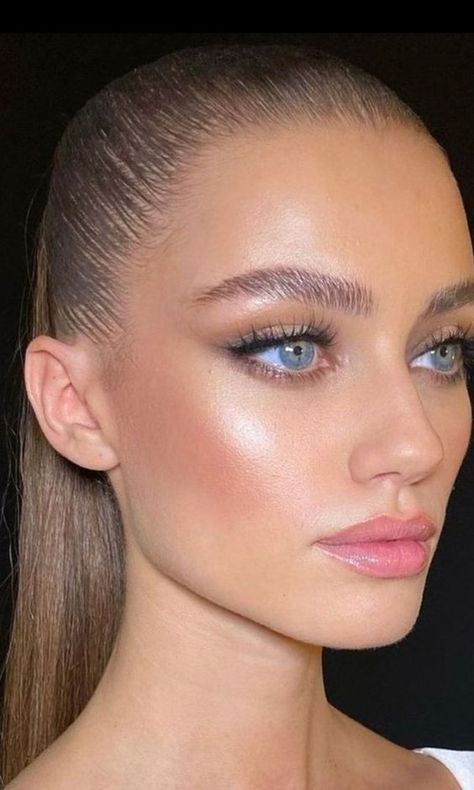 BROW TREND SOAP BROWS | NATURAL MAKEUP Makeup Looks Blue Eyes, Ball Makeup, Natural Prom Makeup, Bridesmaid Hair Makeup, Formal Makeup, Event Makeup, Bridal Makeup Natural, Smink Inspiration, Makijaż Smokey Eye