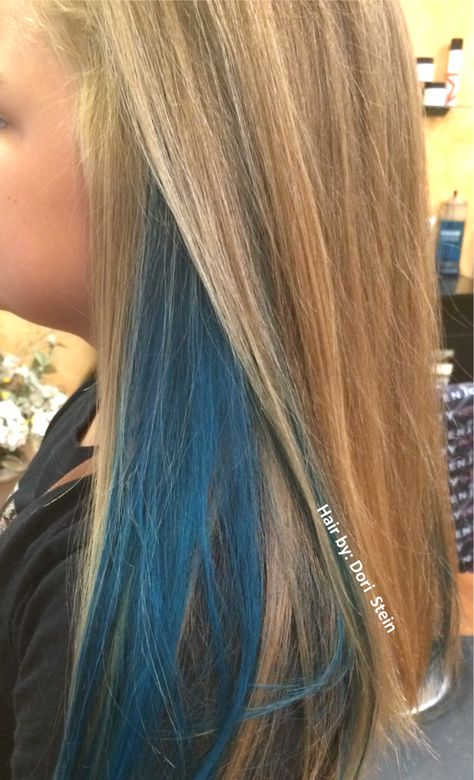 Blue hair with natural blonde hair. Gorgeous teal hair with natural colored hair. Dirty Blonde Hair With Blue Highlights, Blonde Hair With Blue Highlights, Natural Blond Hair, Blue Hair Streaks, Natural Blonde Hair, Blue Hair Highlights, Peekaboo Color, Underlights Hair, Dyed Hair Pastel