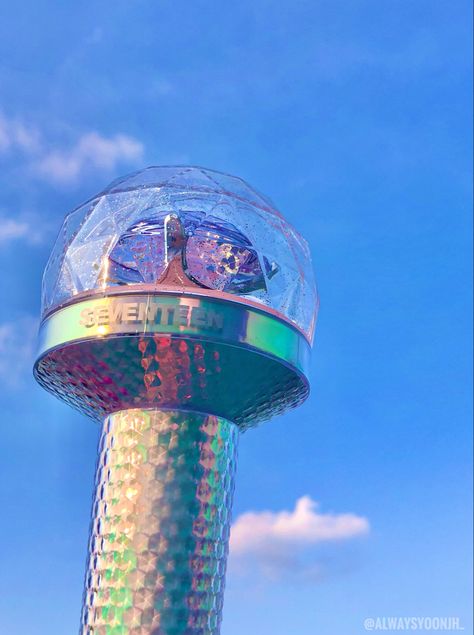 Carat Bong Ver 2, Visual Wishlist, Carat Bong, Seventeen Wallpapers, Kpop Aesthetic, Background Wallpaper, Festival Captain Hat, Seventeen, Queen