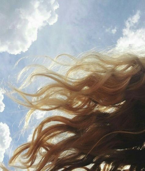 Victoria + Core, Blowing In The Wind, Makeup For Blondes, Sirius Black, Foto Pose, Foto Inspiration, Beach Hair, Photo Instagram, Aesthetic Photography